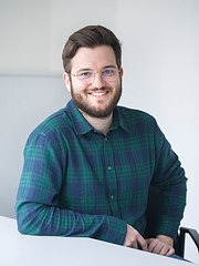 dolge-alex-aktuell-180x240