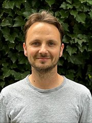 fabio-krüger-180x240