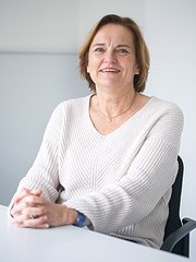 ellegast-anke-180x240